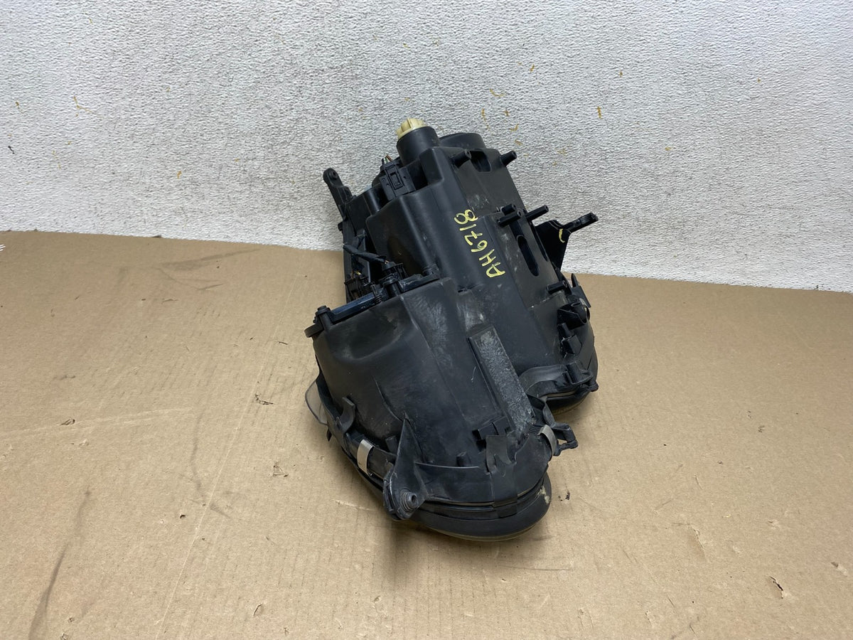 2003-2006 Mercedes E E320 E350 Class Right Passenger Halogen Headlight AH6718 DW8