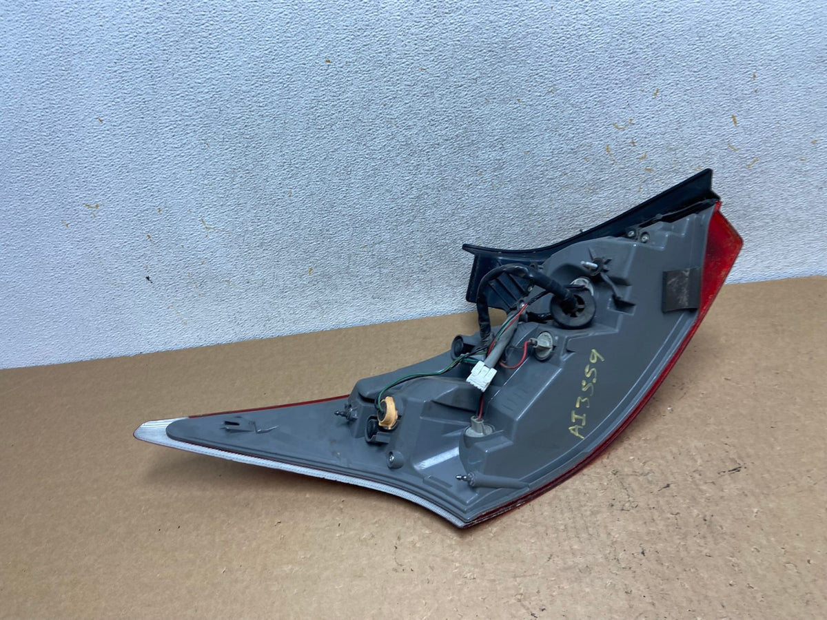 2009 2010 2011 Nissan Maxima Right Passenger RH Side Tail light AI3559 LK8