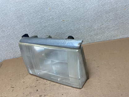 1990 to 1993 Volvo 240 Driver Left Side Headlight AB0140 DW1