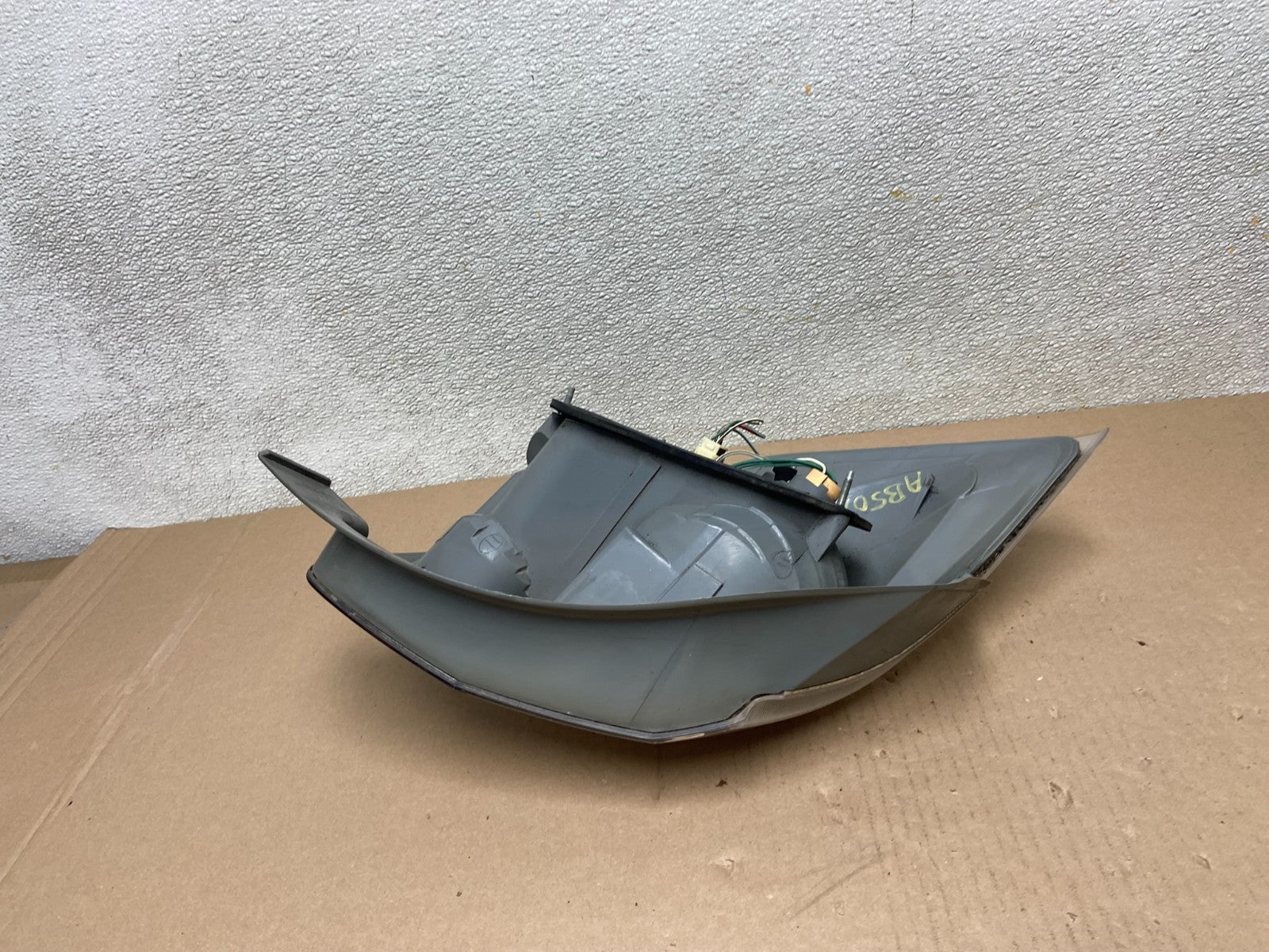 2004 - 2008 Toyota Matrix Right Passenger RH Side Tail Light OEM AB5013 LK5