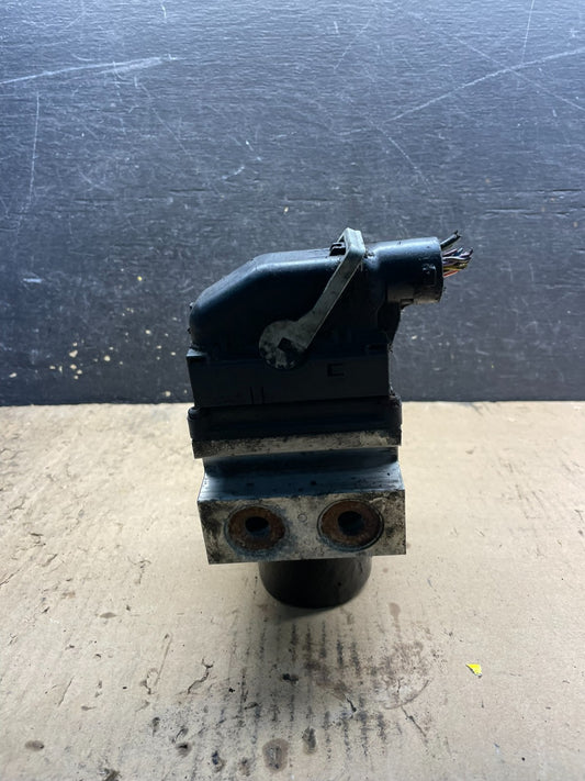 2011 - 2014 Ford E250 E350 Van  ABS Anti Lock Brake Pump Module Oem w6833 DG0