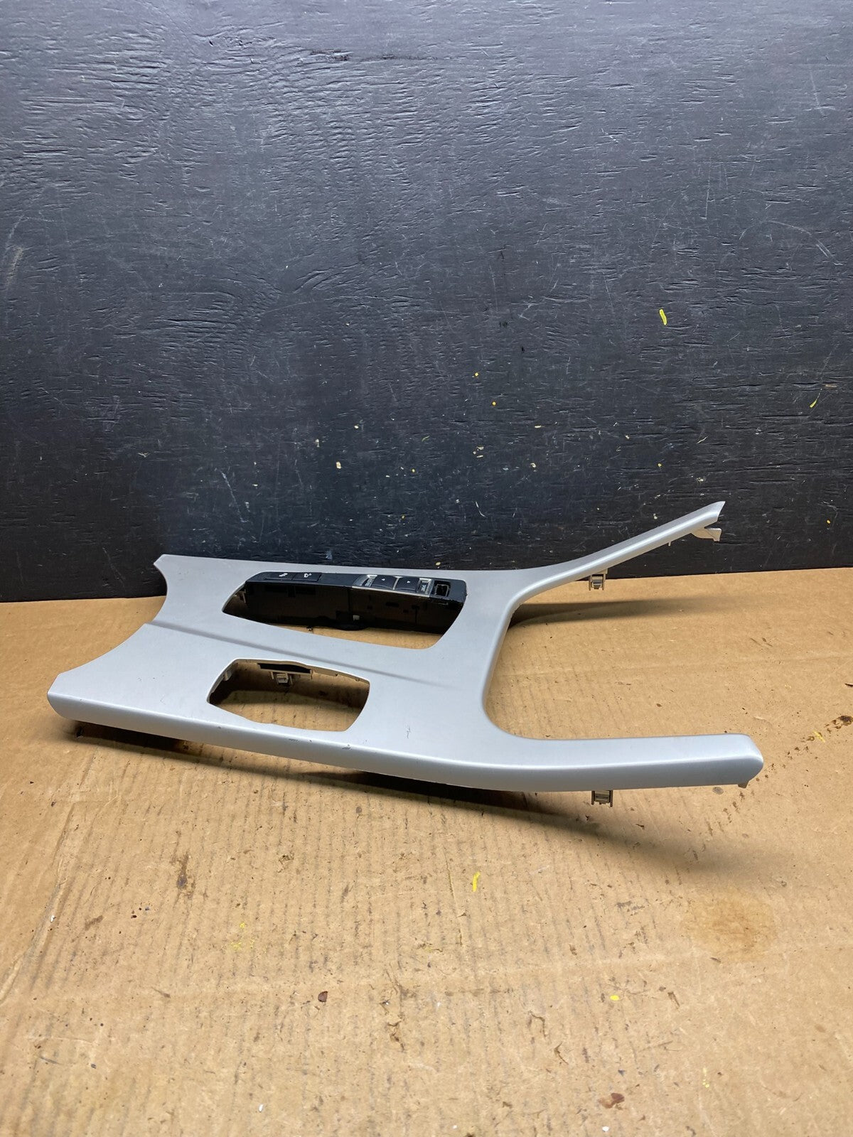 2011-2018 BMW X3 Center Console Shifter Surround Trim Bezel 9184481 N5156 DG2