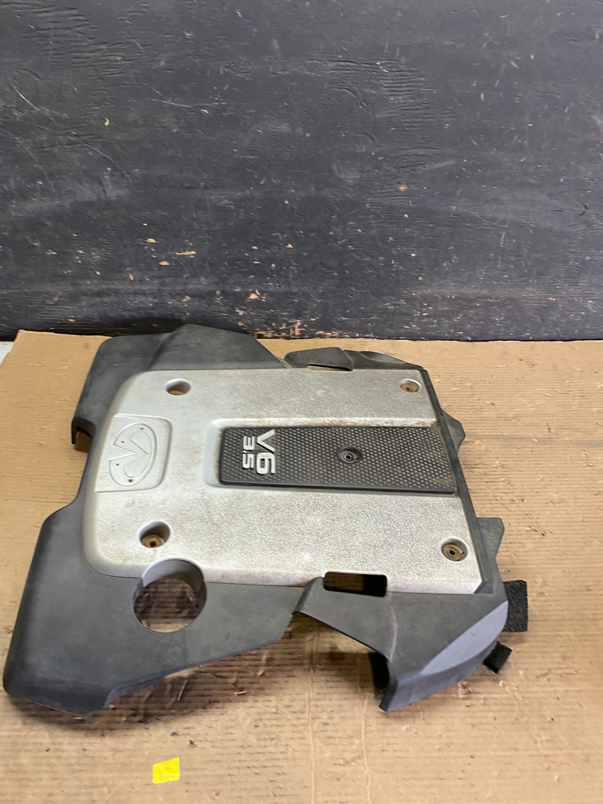 2008 to 2013  Infiniti G37 Engine Cover Motor Shield Oem R5114 DG2
