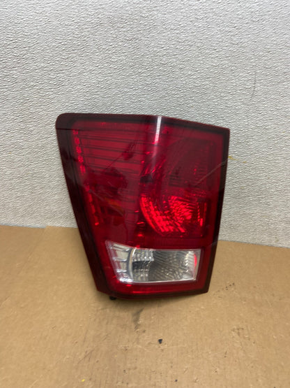 2007 to 2010 Jeep Grand Cherokee Left Driver Lh Tail Light Oem Z6748 DW0