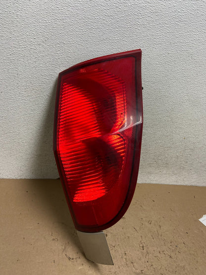 2002-2009 GMC Envoy XUV Right Passenger RH Side Tail Light AG4477 DW0