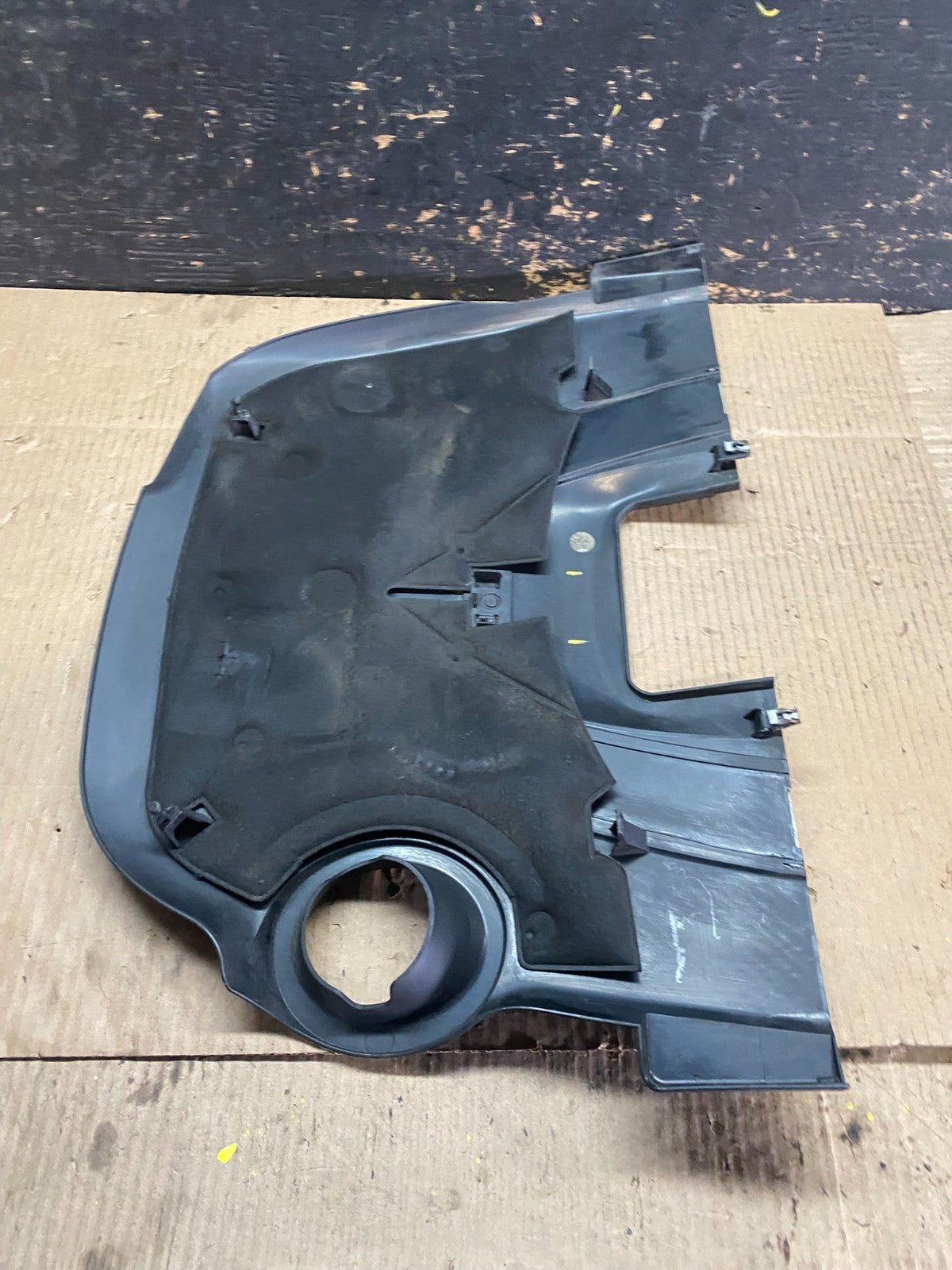 2007 to 2009 Mercedes-Benz E350 Engine Air Intake Cover Cleaner Box OEM W5835 DG7