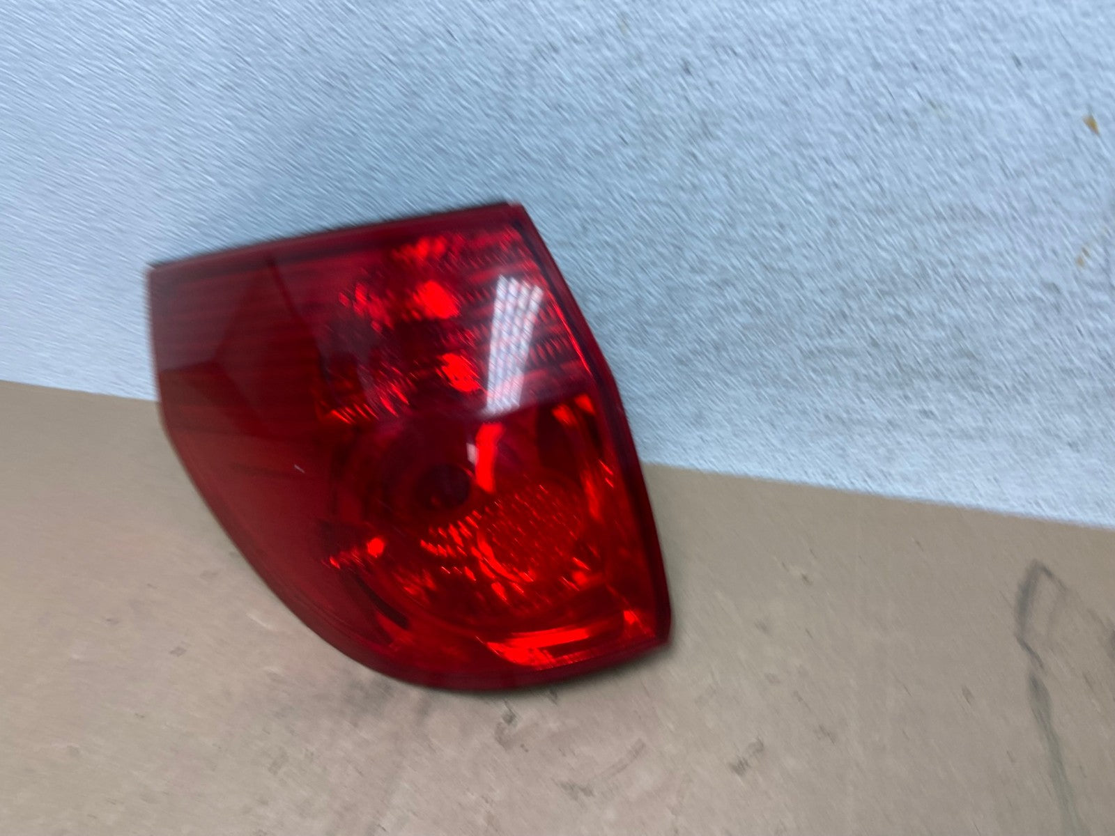 2006 to 2010 Toyota Sienna Left Driver LH Side Tail Light AE6809 LK1