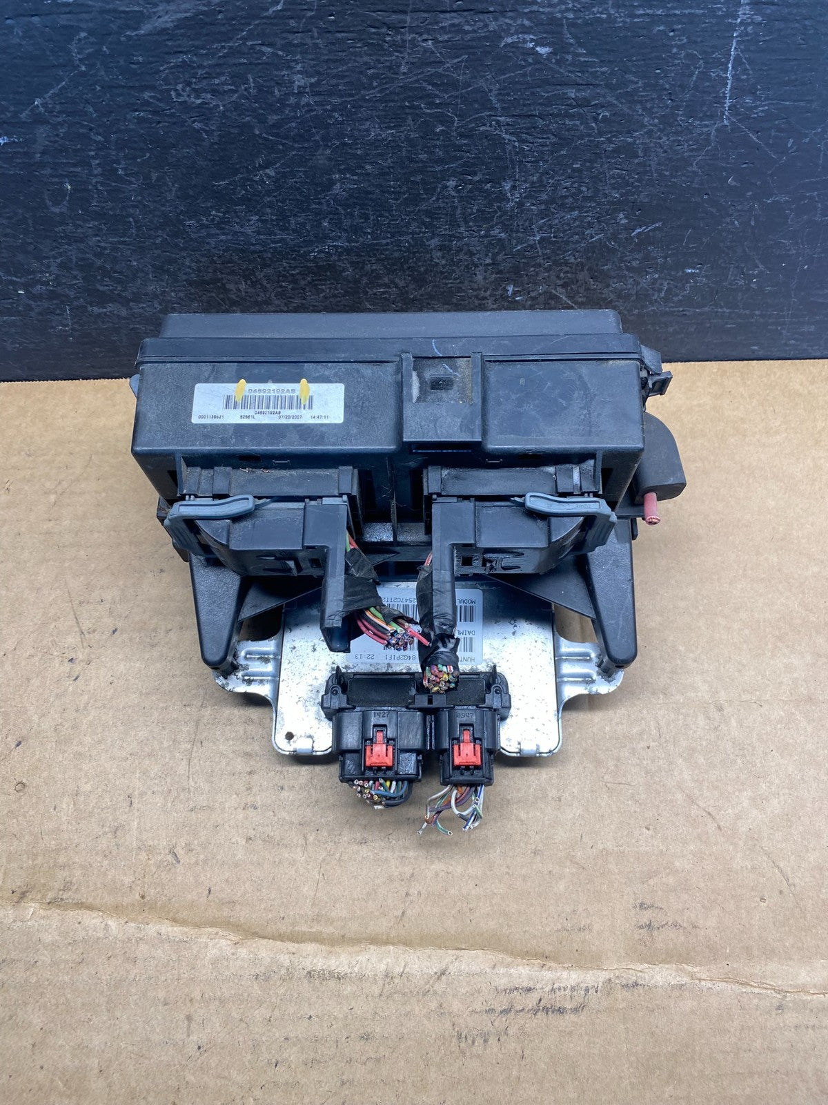 2007 2008 2009 Dodge Durango Fuse Box Relay Panel Body Module BCM AD7315 DG1