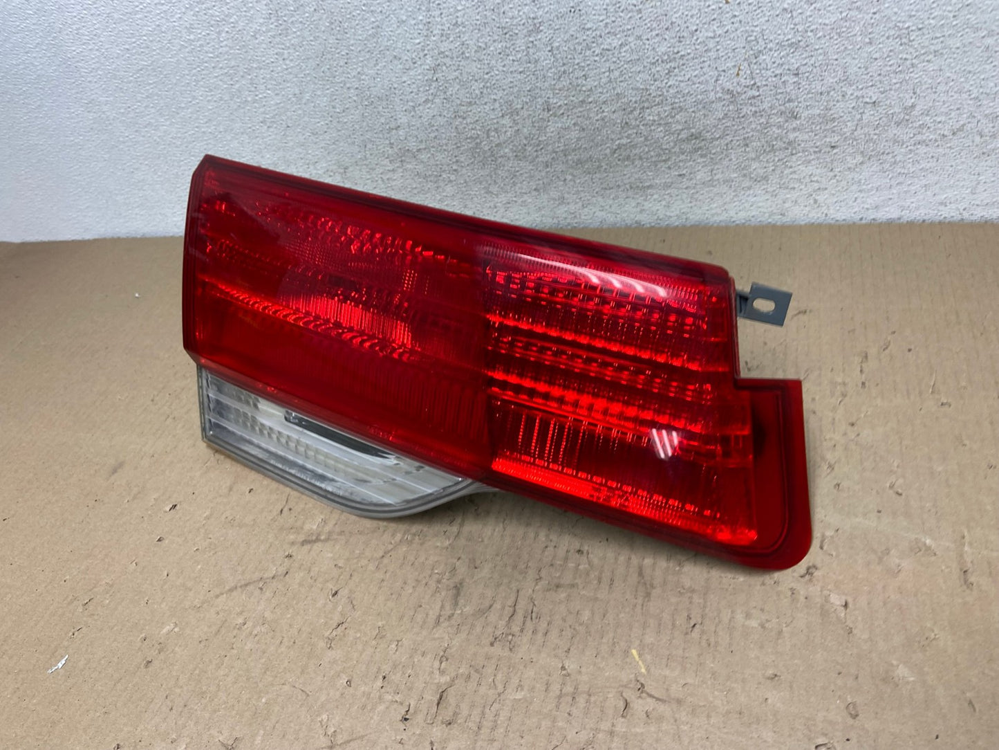 2008 to 2010 Honda Odyssey Left Driver LH Side Tail Light Inner AG6551 LK1