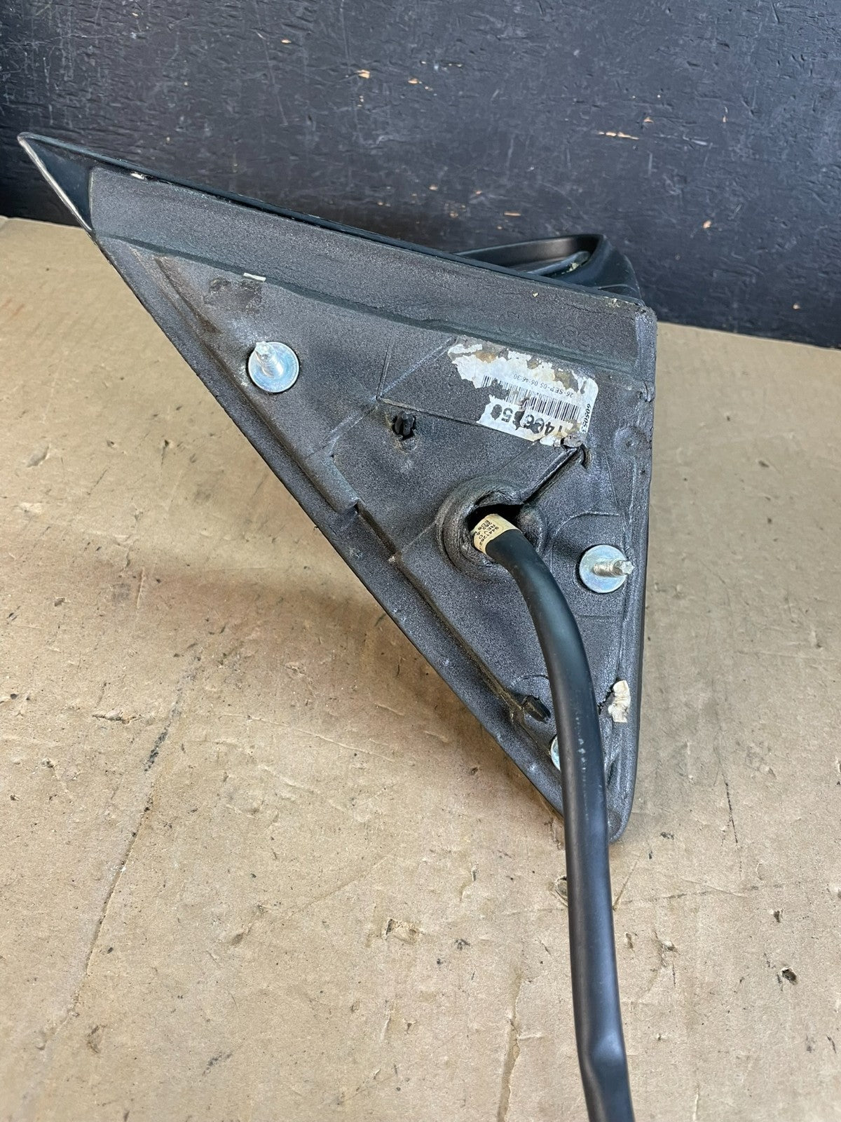 2002 - 2008 Ford Crown Victoria Right Passenger View Door Mirror AD5887 DW4