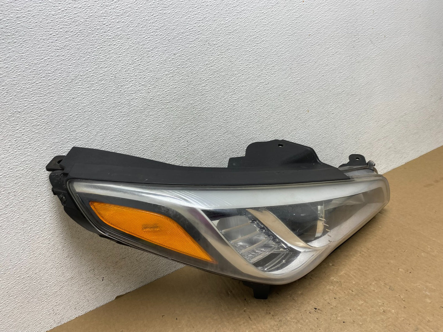 2015-2017 Hyundai Sonata Right Passenger RH Side Halogen Headlight AF9812 DG2