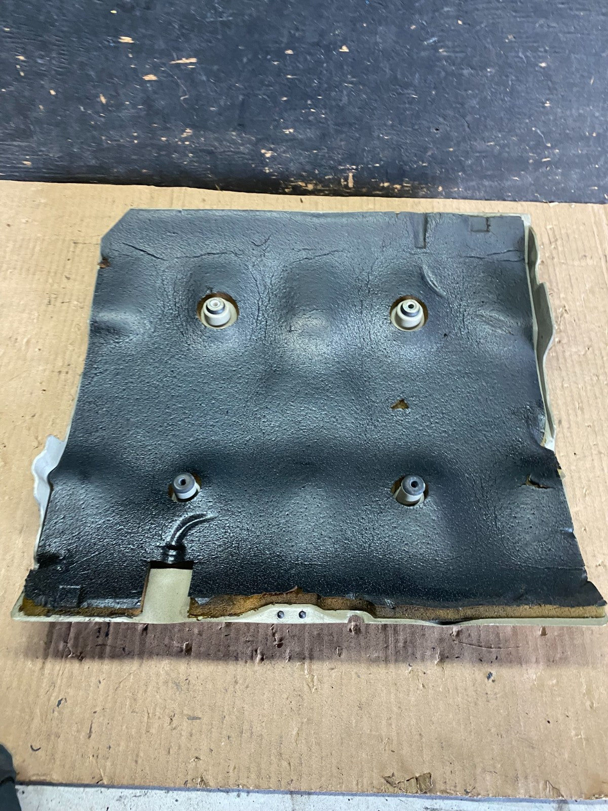 2001 to 2004 Cadillac Deville Seville Northstar Engine Motor Cover Q0306 DG5