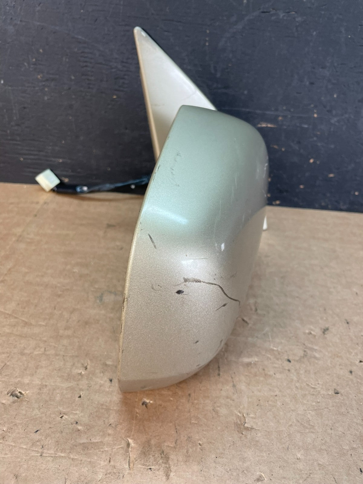 2001-2007 Toyota Highlander Right Passenger RH View Door Mirror AE8542 DW9