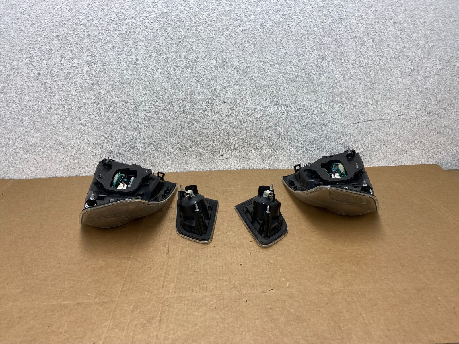 2005 to 2006 Infiniti G35 Left+Right Set Side Clear LED Tail Lights AD5485 DG6