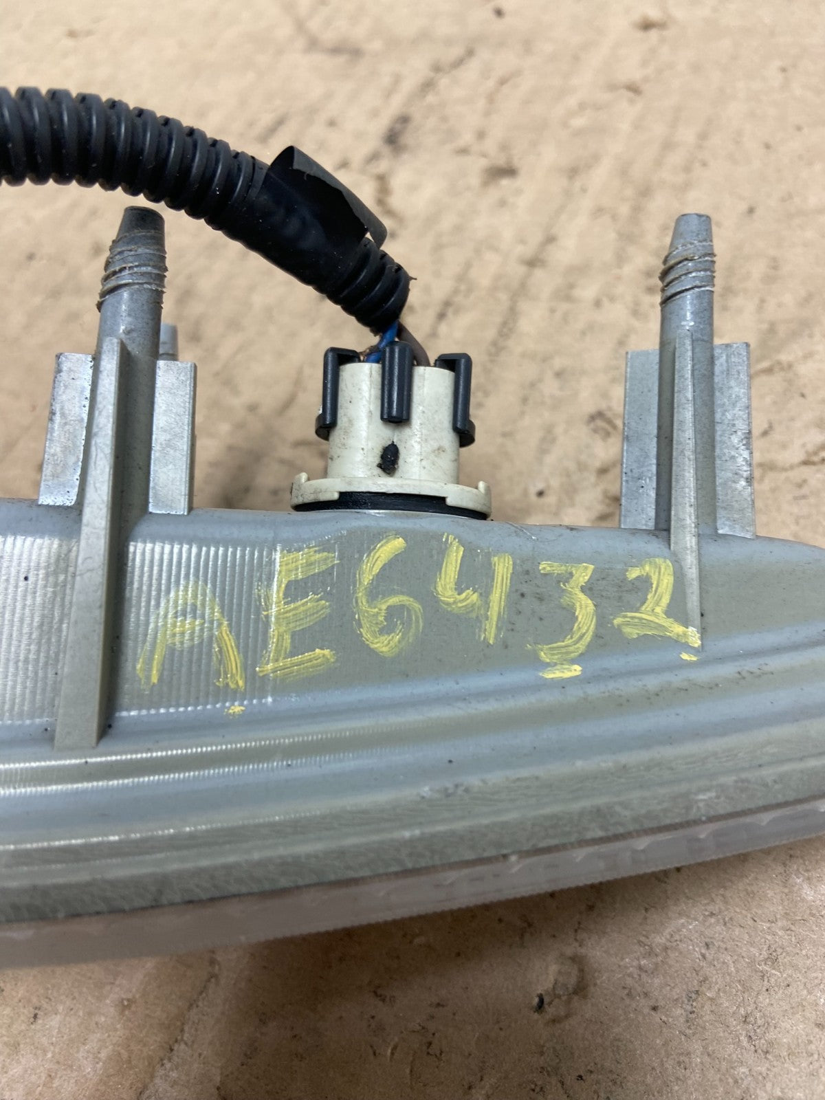 1995 - 1999 Chevrolet Cavalier Right Passenger Turn Signal AE6432 DG6