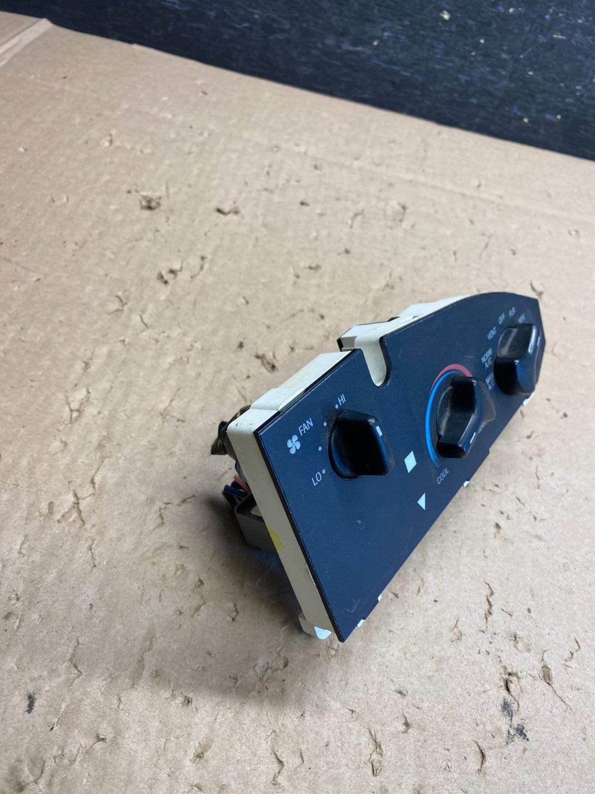 1997-2014 Ford Van Econoline E150 E250 Heater Climate Fan Control AJ1341 DG1