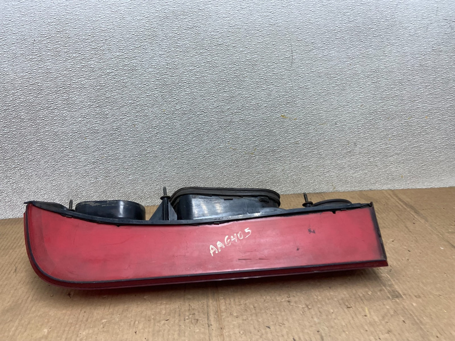 1983 1984 Ford Thunderbird Right Passenger Side Tail Light AA64056