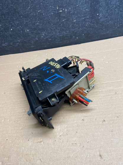 1990 - 1994 Lincoln Town Car Mark VI Climate Control Panel AG5170 DG2