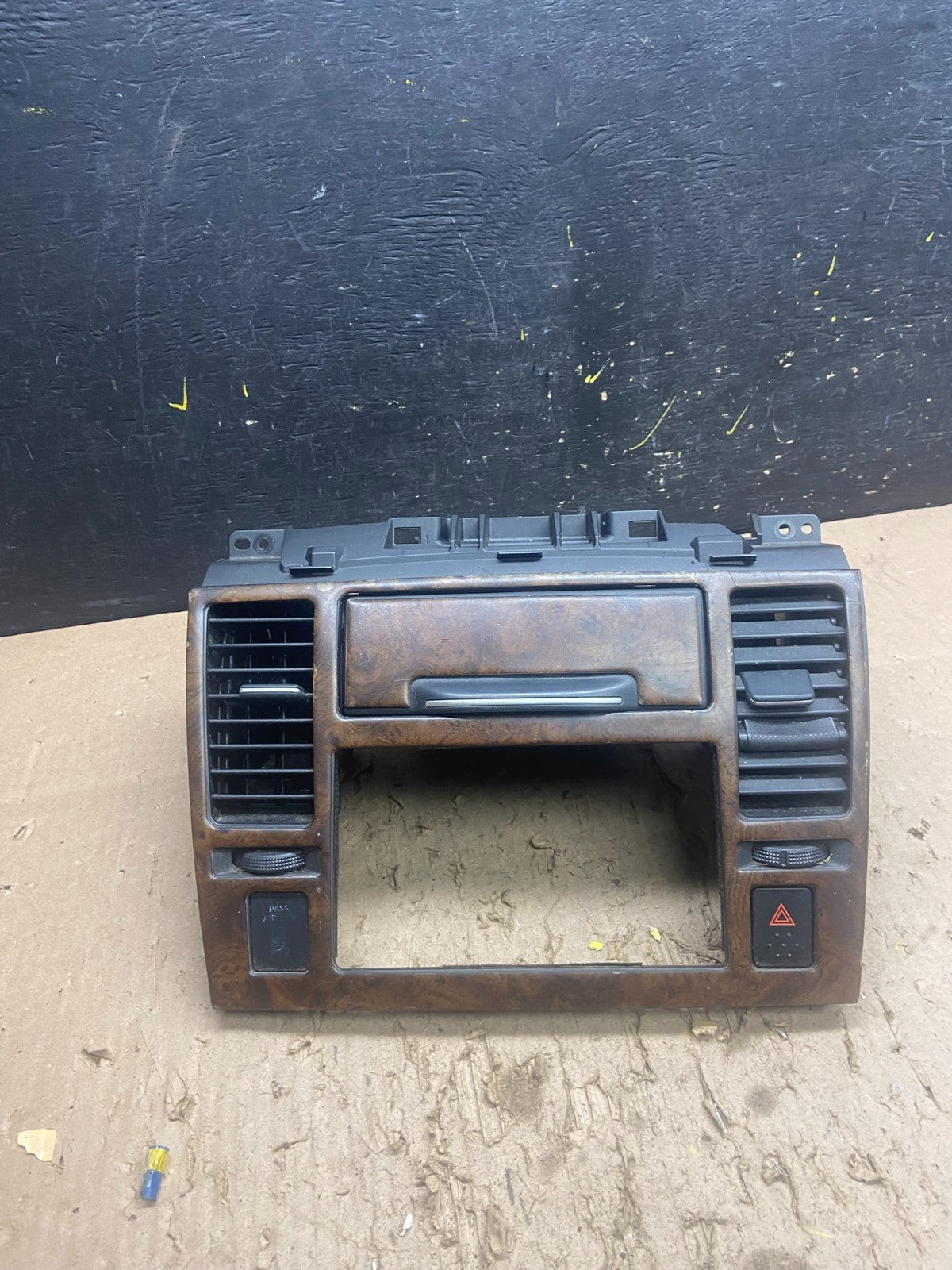 2007 to 2012 Nissan Versa Center Vent Dash Radio Trim Bezel AC9178 DG0
