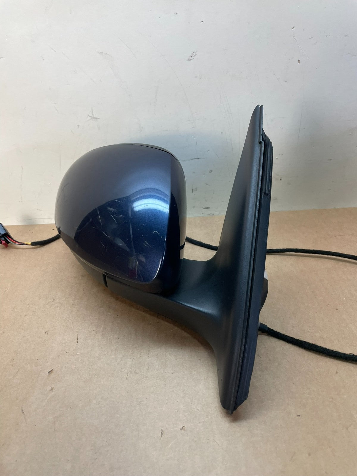 2009 to 2018 Volkswagen Tiguan Right Passenger View Door Mirror AJ1200 DG1
