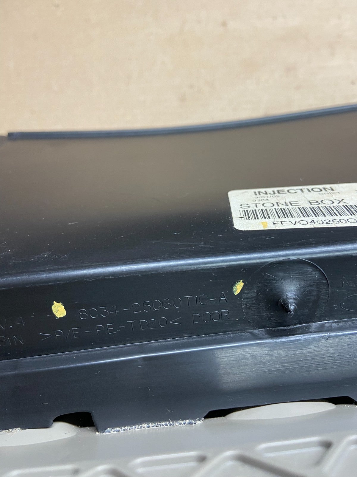 2011 - 2016 Ford F250 F350 Front Right Passenger Storage Glove Box ah1597 DG5