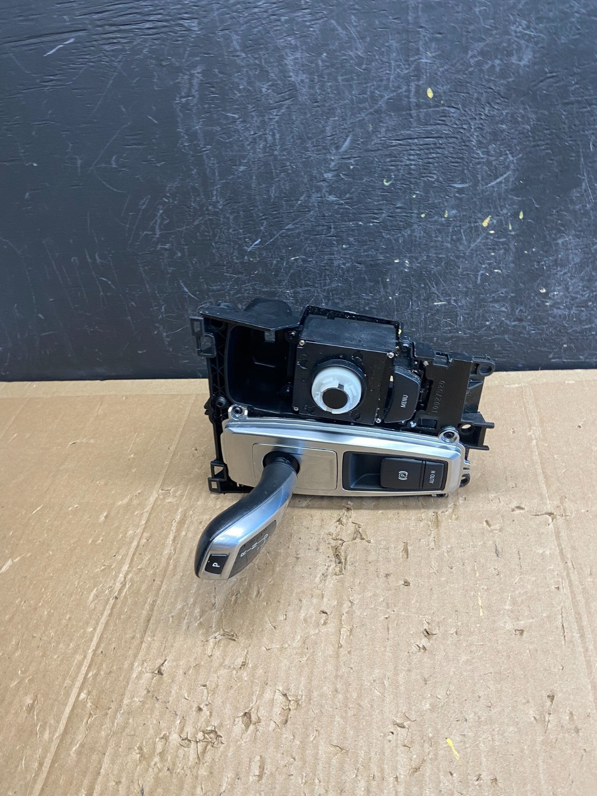 2007 to 2013 BMW X5 E70 Shift Shifter Selector Gear W/ Bezel ad6879 DG1
