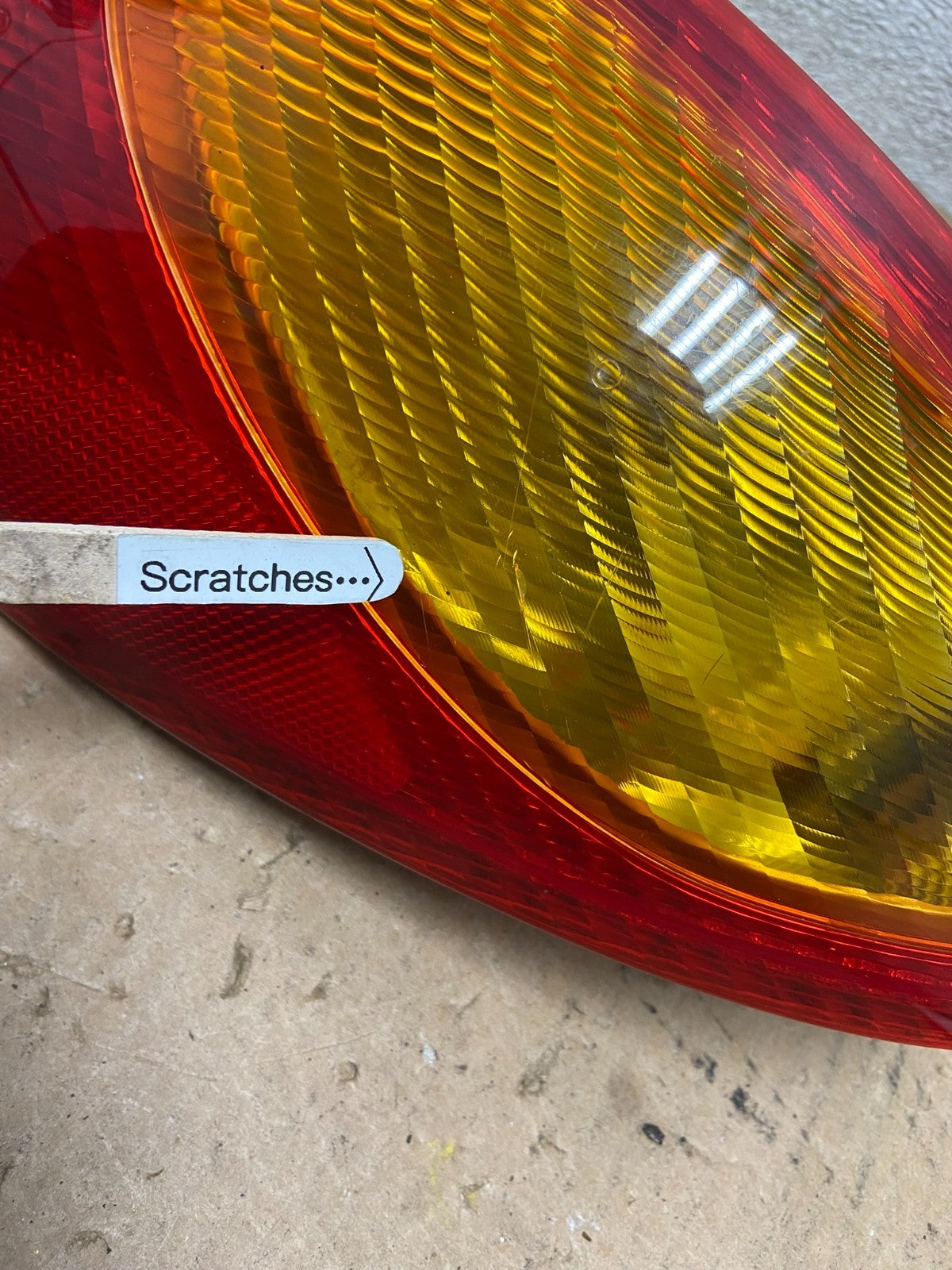2001 to 2005 Chrysler PT Cruiser Right Passenger Tail Light Oem Z7650 DW3