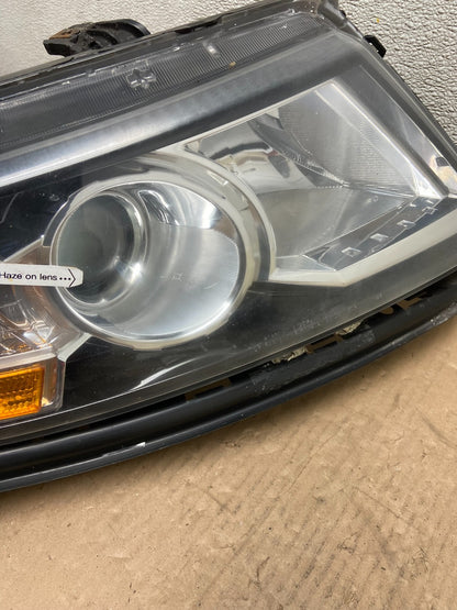 2011 to 2013 Honda Odyssey Front Right Passenger Headlight XENON Oem AB6021 DW3