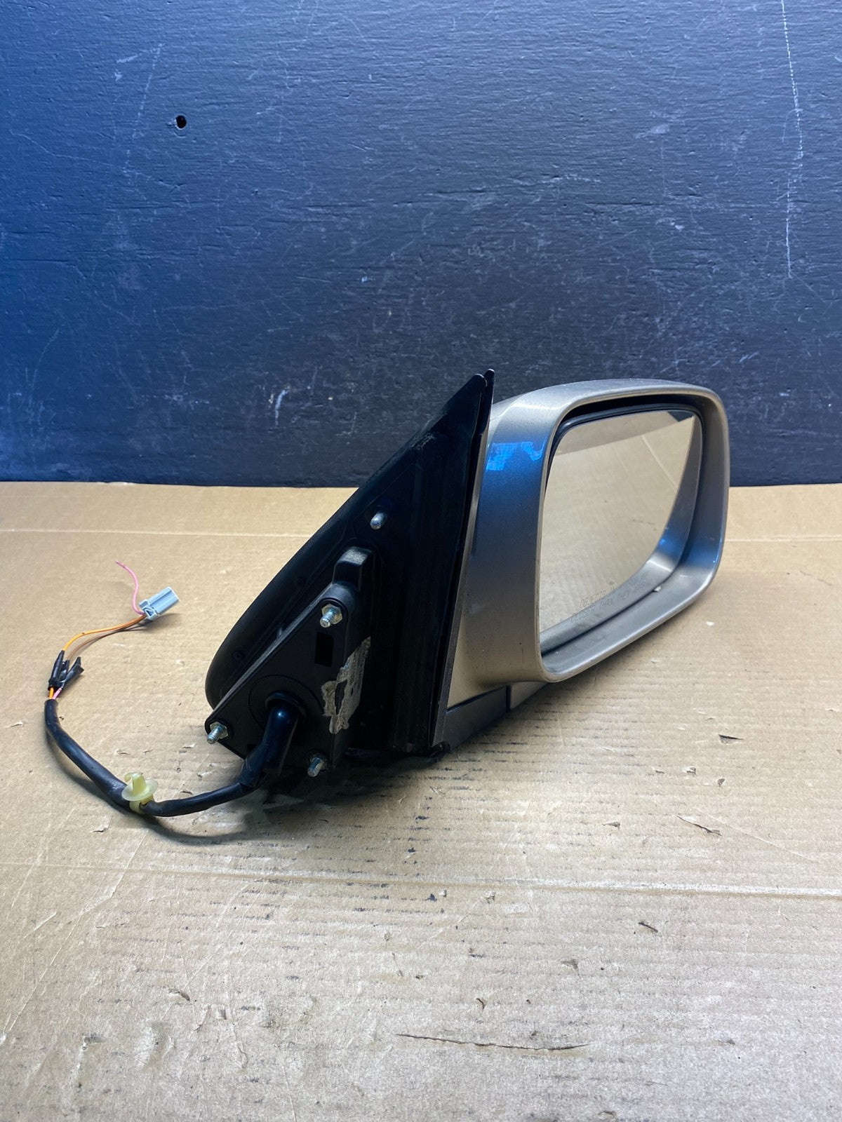 2002-2006 Honda CR-V Right Passenger RH Side View Door Mirror AD6668 DW(2nd gen)10