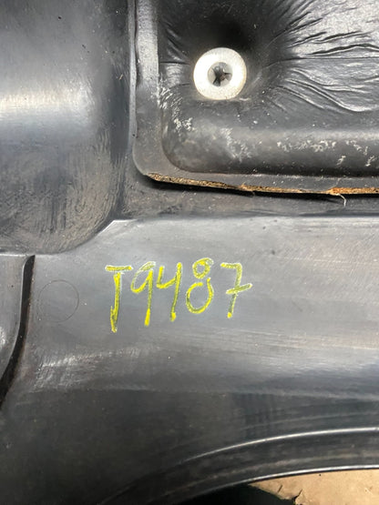 2006 to 2008 Kia Sedona V6 3.8L Engine Motor Cover T9487 DG9