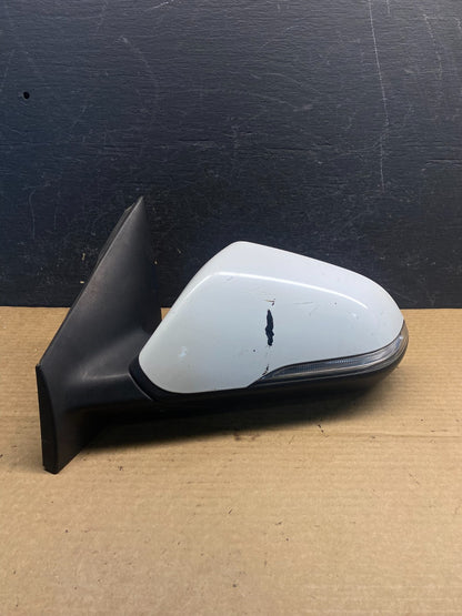2015 - 2017 Hyundai Sonata Left Driver View Turn Signal Door Mirror AF6786 DW0