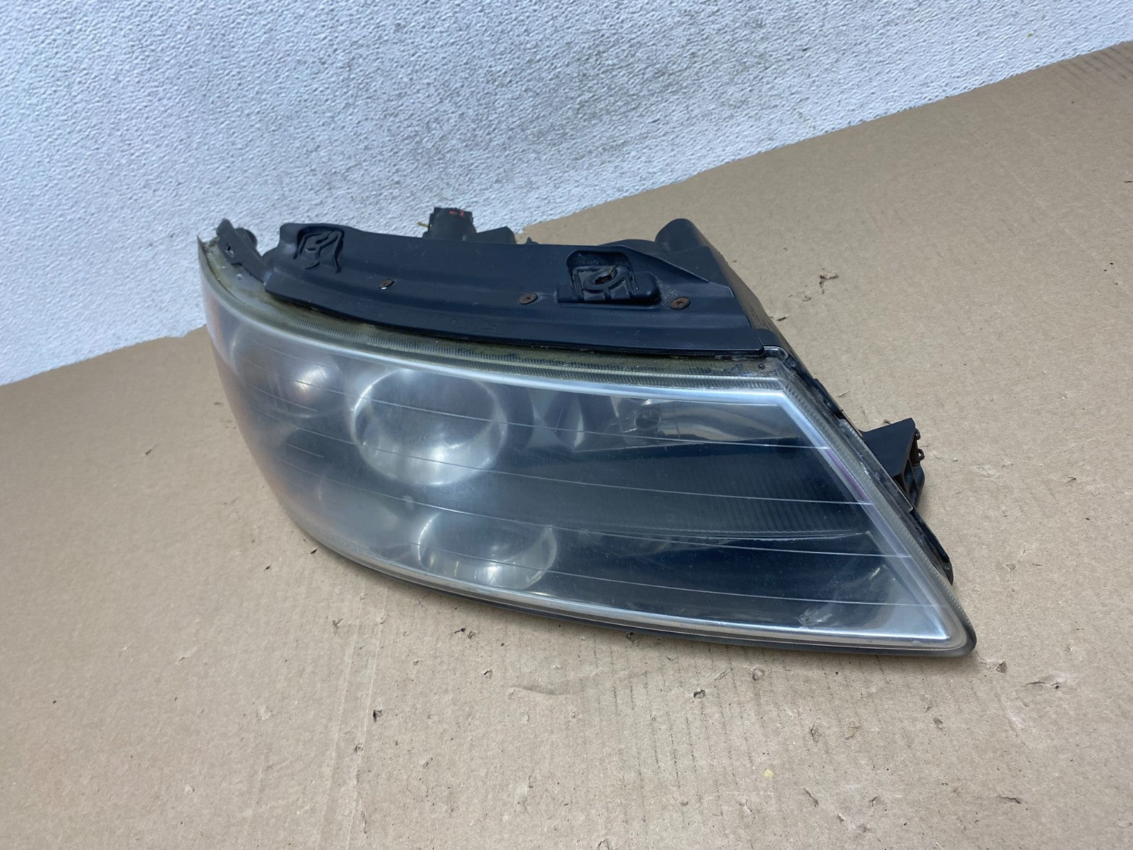 2006-2008 Hyundai Sonata Right Passenger Rh Side Headlight Halogen AG6890 DW1