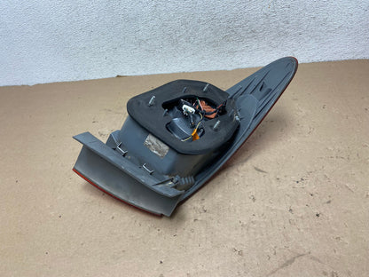 2007 to 2010 Hyundai Elantra Sedan Right Passenger Side Tail Light AG4221 LK3