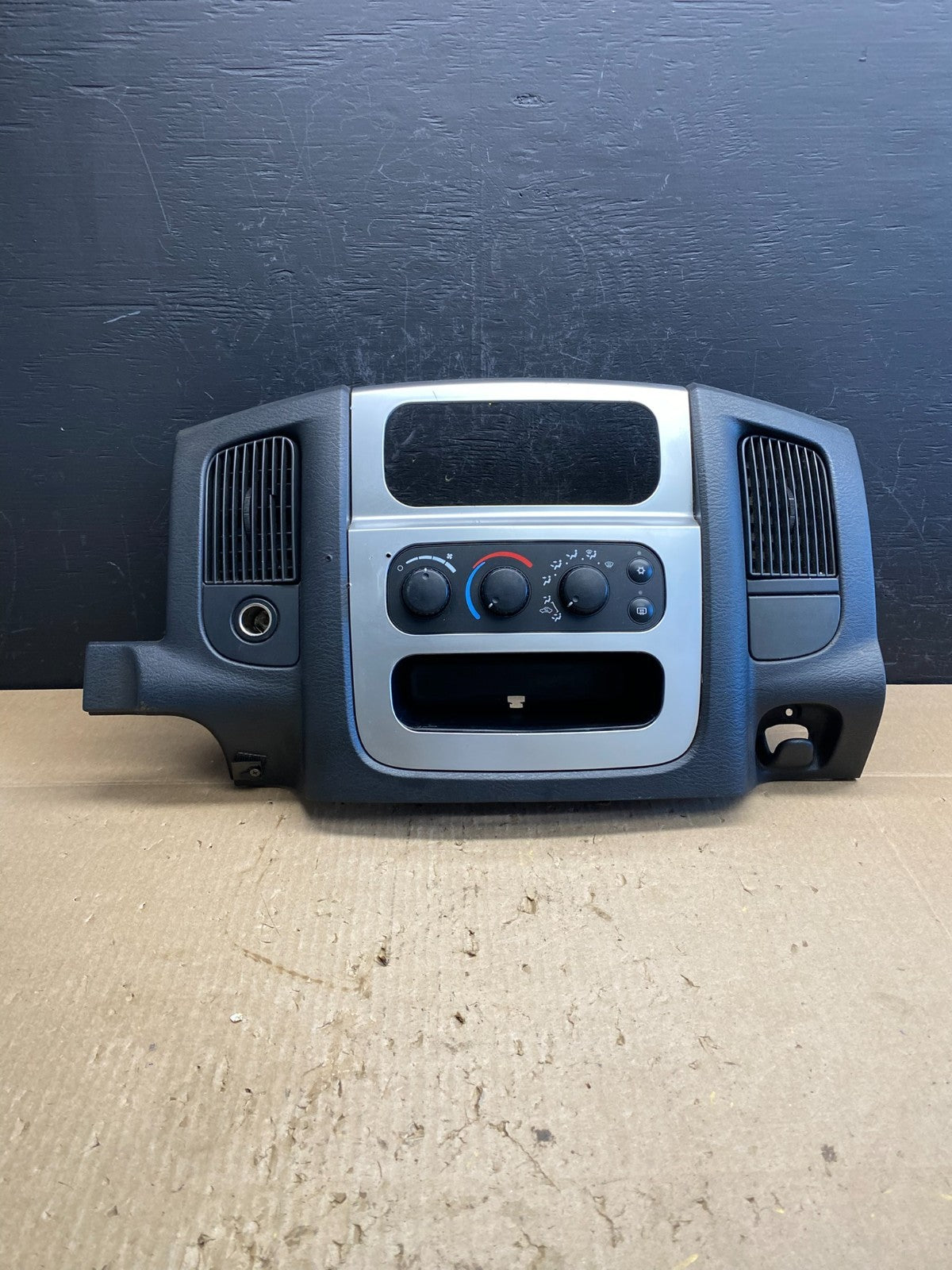 2002 to 2005 Dodge Ram Radio Climate Control Dash Air Vent Bezel Trim AC6792 DG0