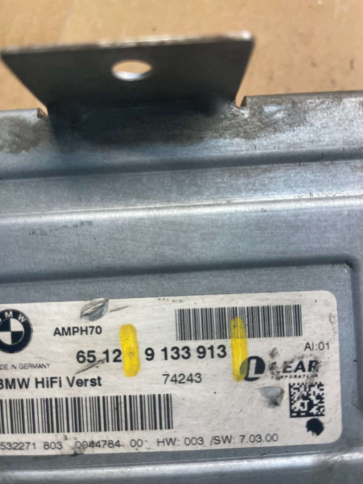 2007-2010 BMW X5 Top HiFi Lear Radio Audio Amplifier Amp OEM W6678 DG3