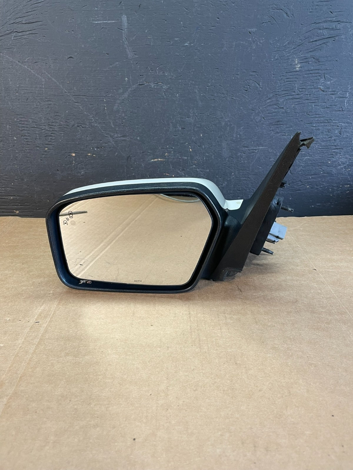 2011-2012 Ford Fusion Left Driver LH Side View Door Blind Spot Mirror AE3795 DW7