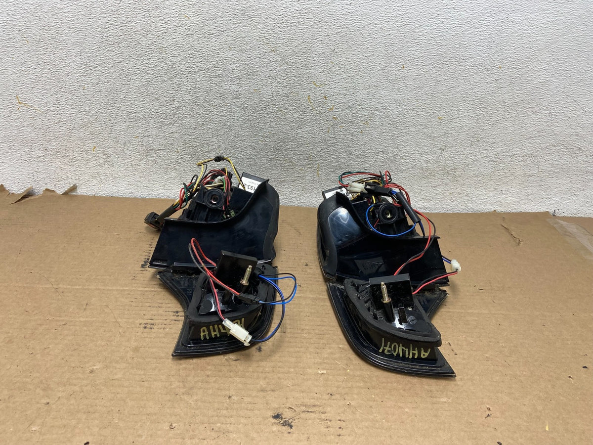 2004 to 2008 Audi A4 Left+Right Set Side Tail Light AH4071 PS10