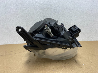2015 to 2017 Nisan Juke Right Passenger Side Headlight AG1116 DG3