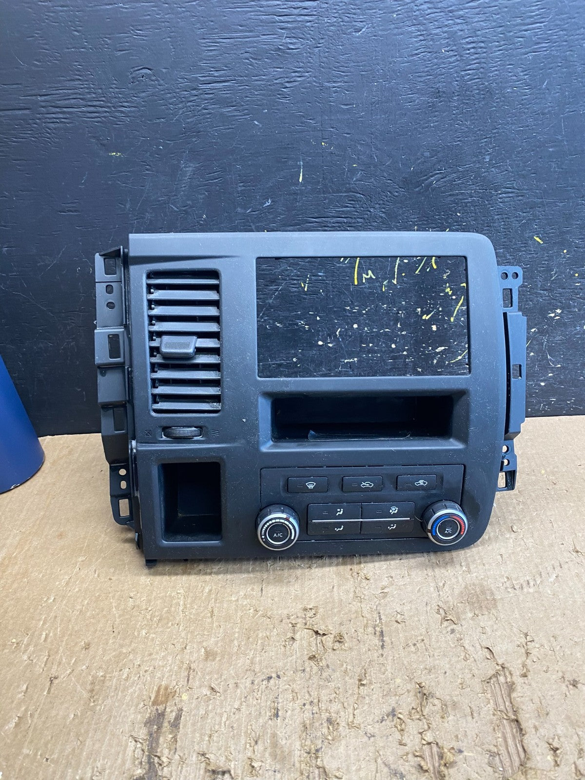 2012-2021 Nissan NV2500 NV3500 Radio Bezel Center Trim Climate Control Z9695 DG0