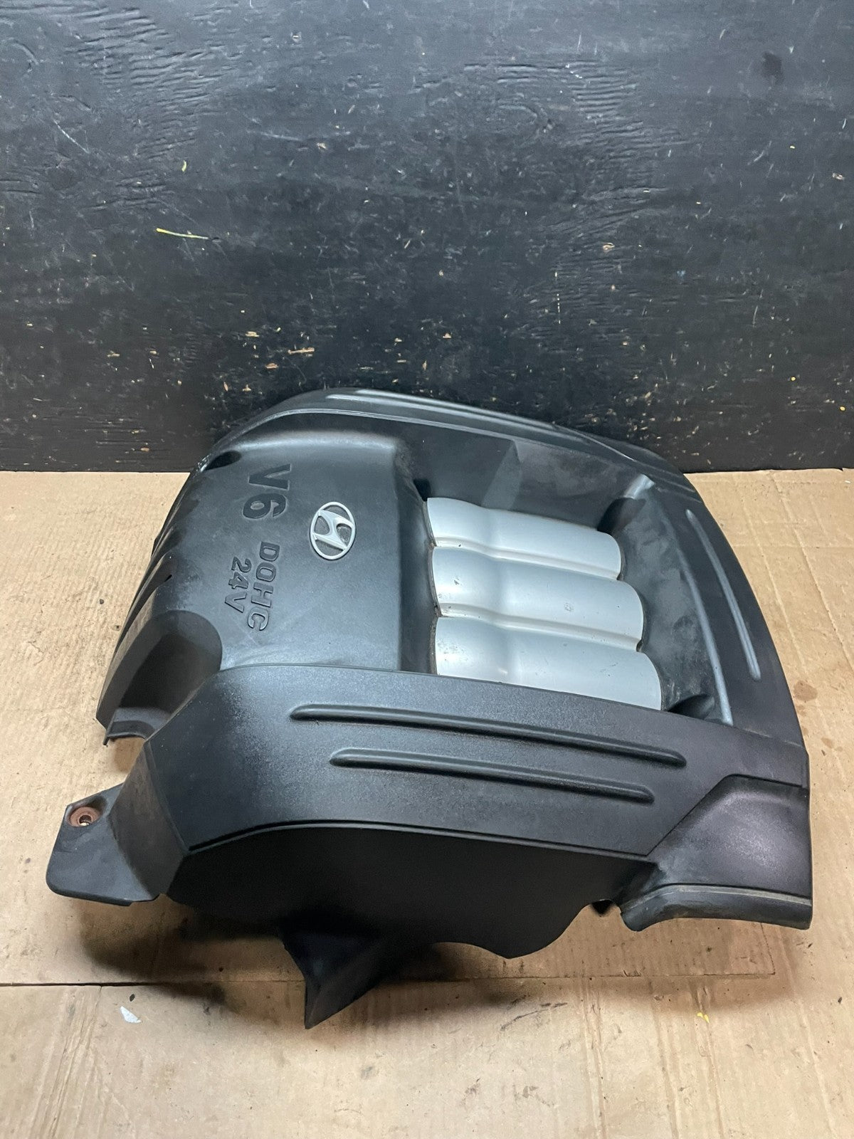 2001 - 2005 Hyundai Santa Fe 2.7L V6 Engine Motor Cover T0519 DG2