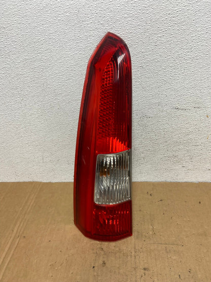 2001 - 2004 Volvo XC70 V70 Left Driver LH Side Tail Light Upper AD2825 LK0