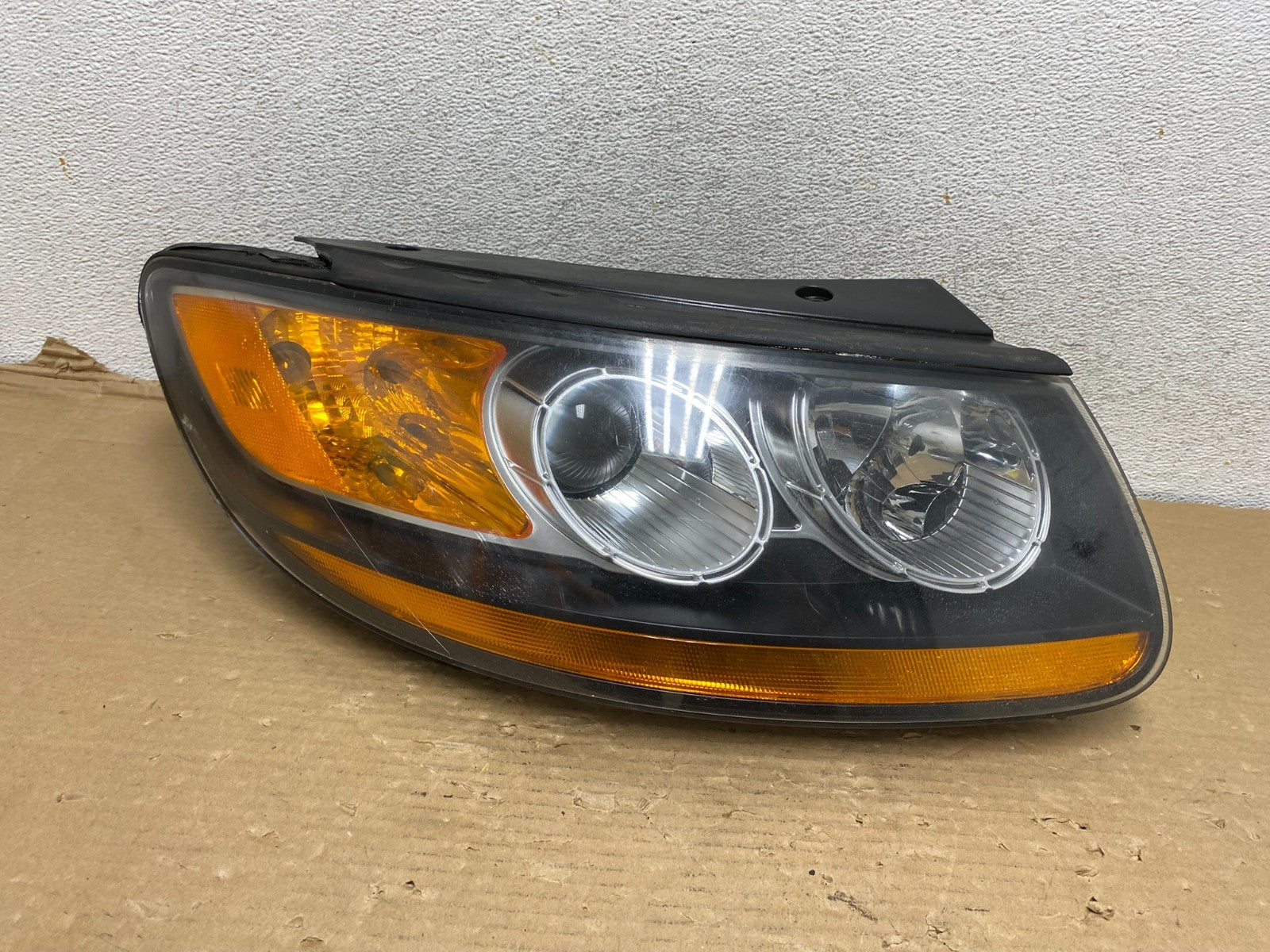 2007 2008 2009 Hyundai Santa Fe Right Passenger Halogen Headlight AG9275 DW0