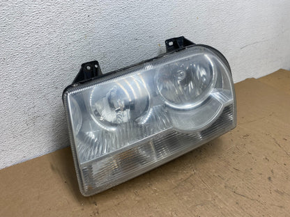 2005 2006 2007 Chrysler 300 Left Driver LH Halogen Headlight AD8082 DW2