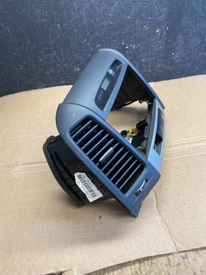 2007 to 2009 Hyundai Santa Fe Center Dashboard Radio Bezel Trim af1799 DG1