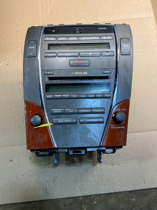 2010 Lexus ES350 Screen Radio AM-FM CD Tuner Head Unit OEM z0575 DG0