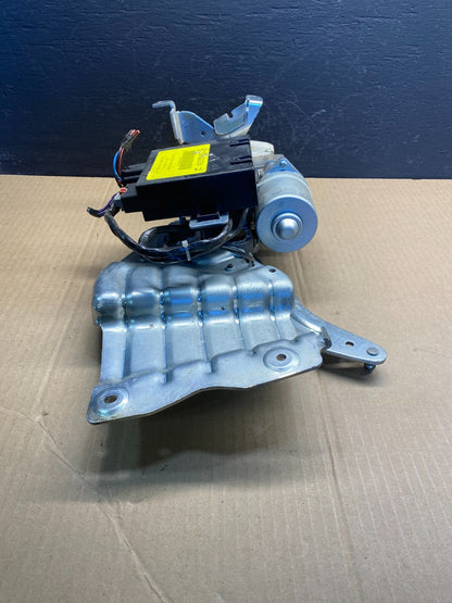 2006 Cadillac SRX Rear Gate Lid Motor Assembly W/ Auto Open Close  OEM AC0849 DG2