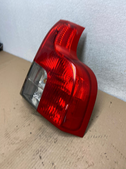 2007 to 2012 Volvo XC90 Right Passenger RH Side Lower Tail Light AF3259 LK1