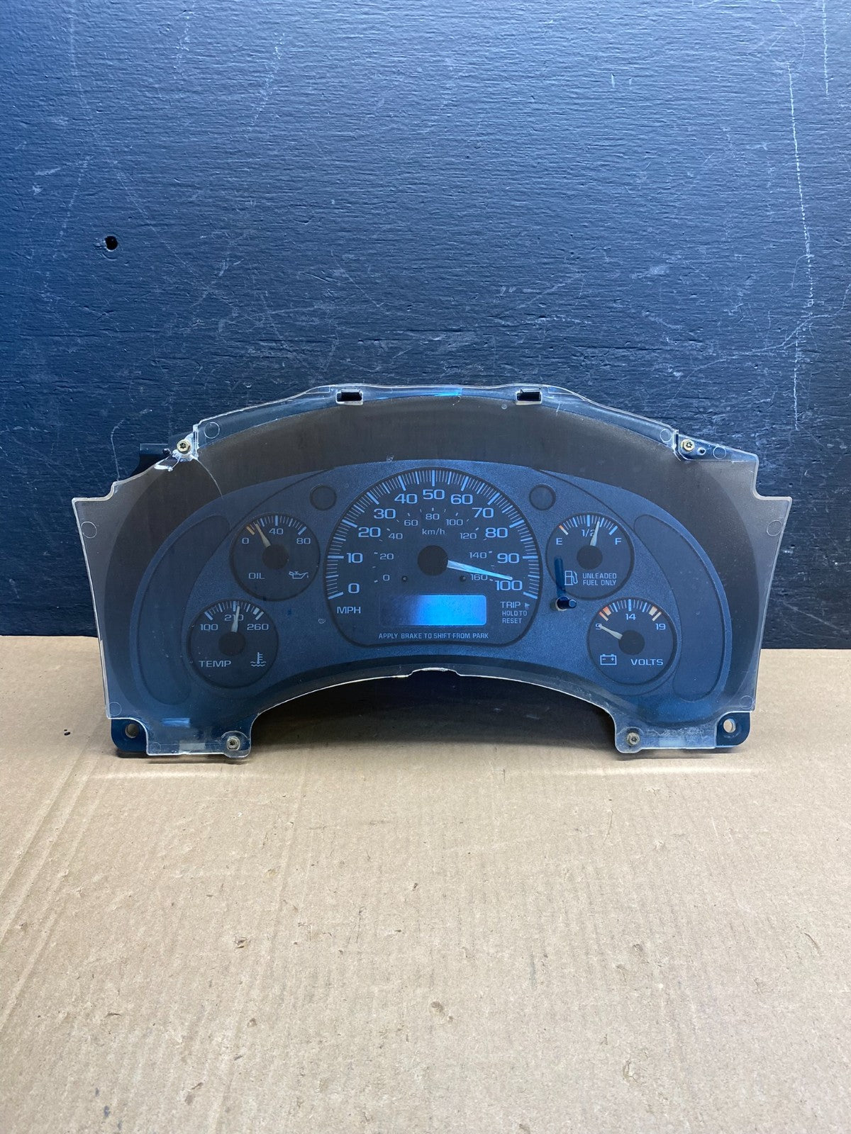 2000 to 2005 Chevrolet Astro Cluster Gauge Speedometer ECM AE7604 DG0