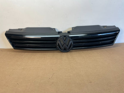2011 to 2014 Volkswagen Jetta Sedan Front Upper Grille Grill af8585 DG0