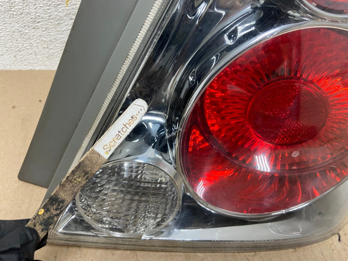 2005 to 2006 Nissan Altima Tail Light Right Passenger RH Side AH7699 LK4